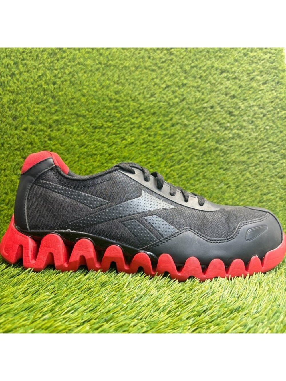 Reebok Zig Pulse Mens Size 13 Black Red Athletic Composite Safety Toe Work Shoes